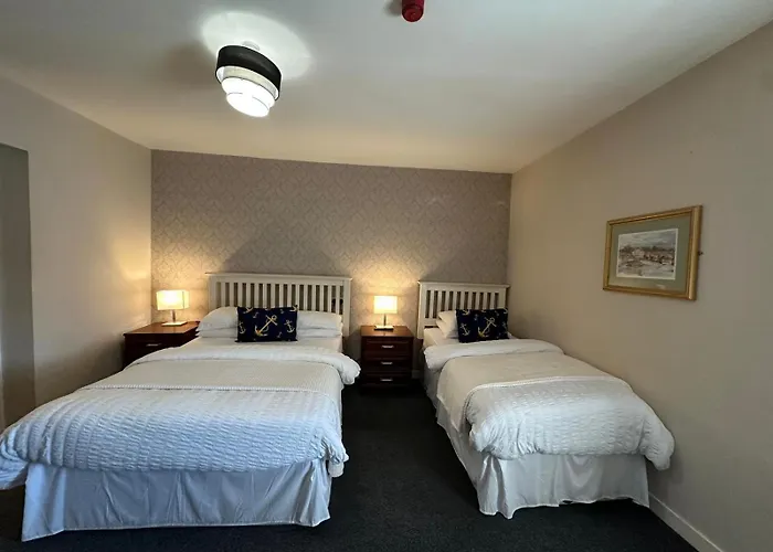 Anchor Hotel